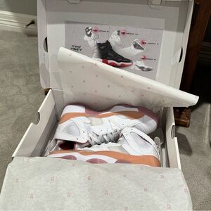 Women’s Jumpman Two Trey Size 10.5 New in box.